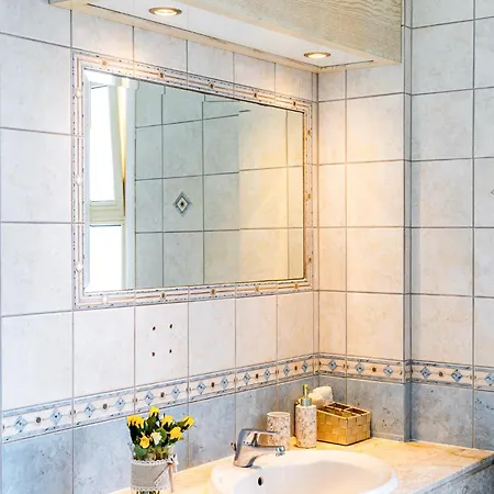 Front Blu By Ezoria فيلة كورال باي