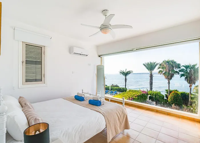 Front Blu By Ezoria *