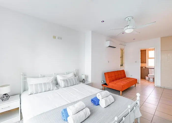 빌라 Front Blu By Ezoria